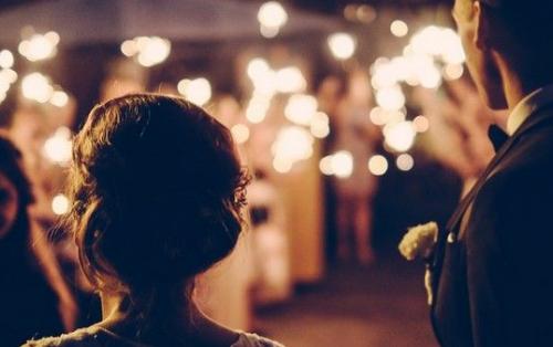 Pourquoi choisir un DJ pour l'animation musicale de votre mariage ?