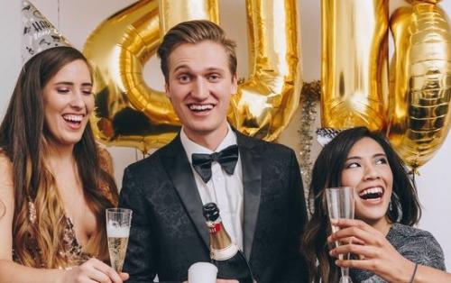 J'organise une soirée à thème, à quel DJ faire appel ?