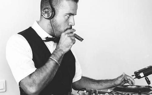 INTERVIEW DJ : DJU Music Events