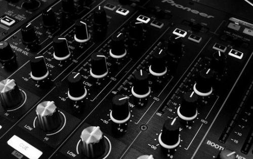 Quel logiciel de sonorisation et de mixage pour vos soirées ?