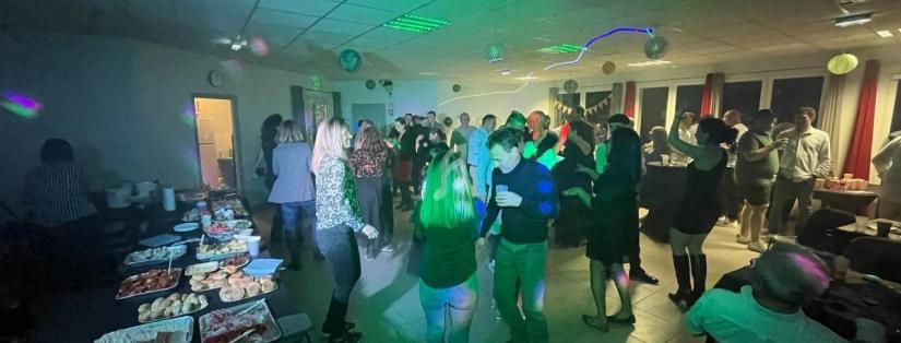 Anniversaire pas cher à Lyon : nos meilleurs DJs à petits prix