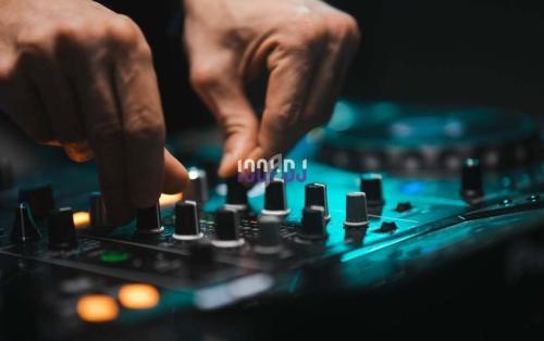 Top des DJ mariage à Paris : les incontournables pour faire danser vos invités