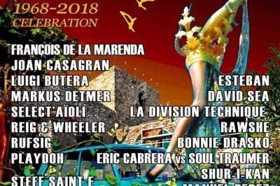 Affiche colorée annonçant le 50e anniversaire de Rachdingue avec une liste d'artistes et la date du 28 juillet.