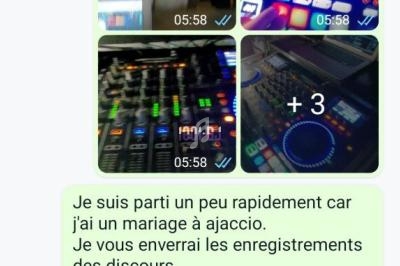 Capture d'écran d'une conversation WhatsApp avec des messages et des photos d'une console de mixage audio.